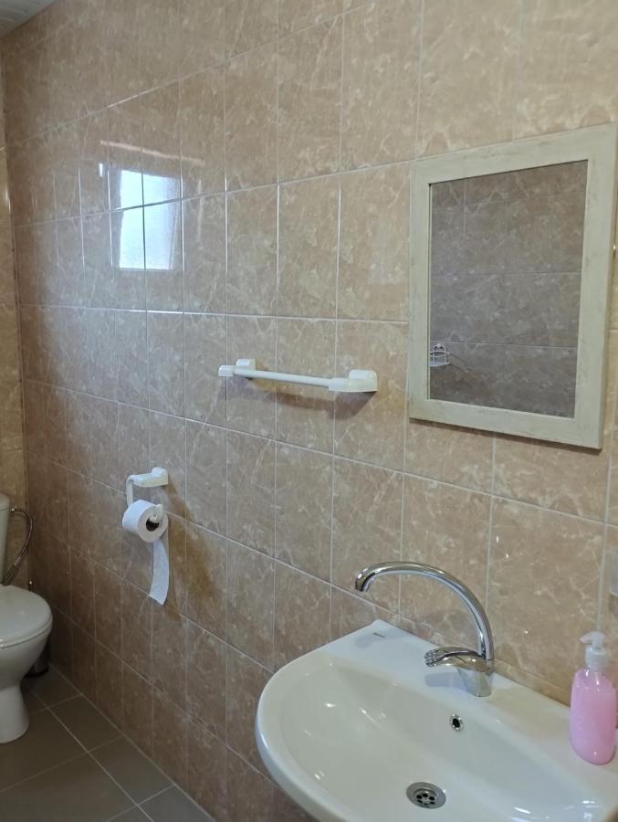 Alfa Guest Rooms With Parking Varna Buitenkant foto