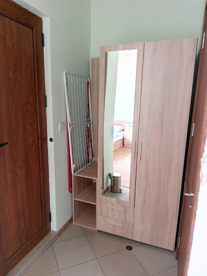 Alfa Guest Rooms With Parking Varna Buitenkant foto