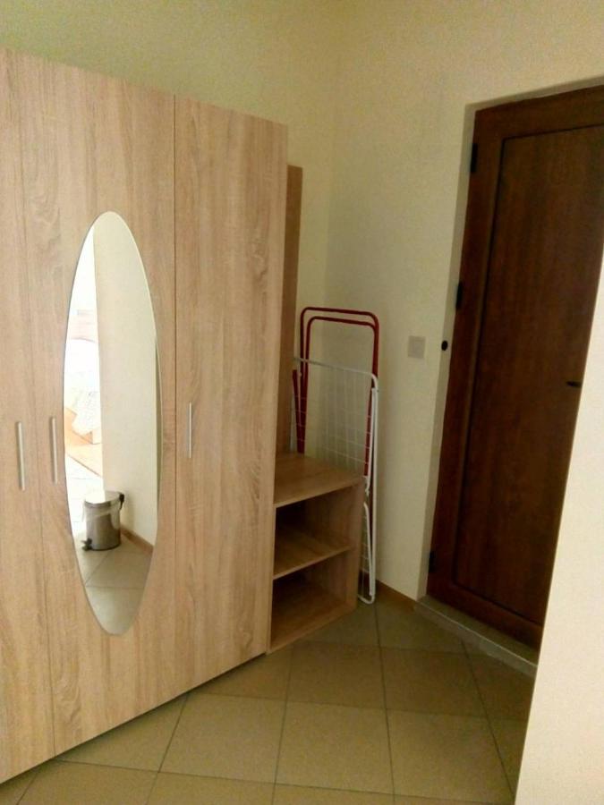 Alfa Guest Rooms With Parking Varna Buitenkant foto