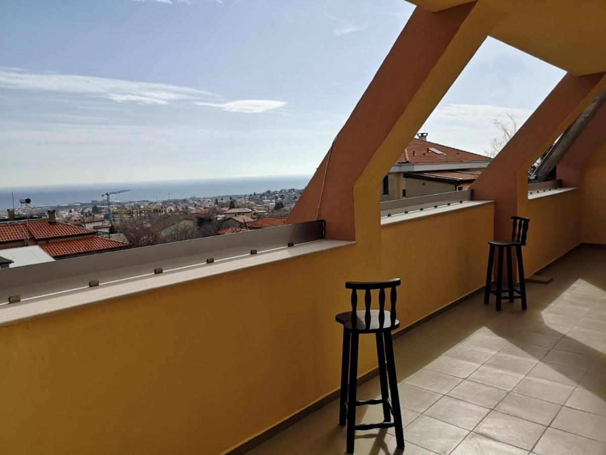 Alfa Guest Rooms With Parking Varna Buitenkant foto